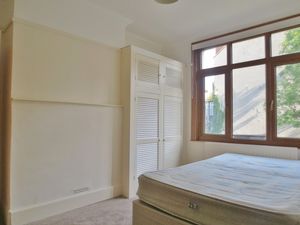 Bedroom- click for photo gallery